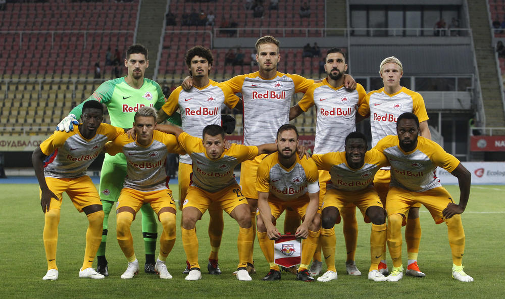 Fudbaleri Salcburga pred meč sa Škendijom  