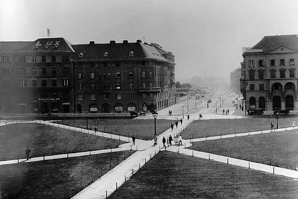 1927 - 1933 trg kralja Petra  