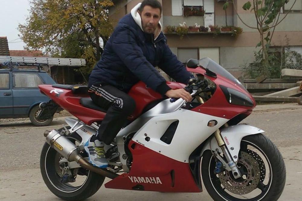 TRAGIČNA SUDBINA POGINULOG MOTOCIKLISTE: Bajker koji je poginuo kod Titela imao je tešku životnu priču! Sahranio sinčića, pa dve godine kasnije i suprugu!