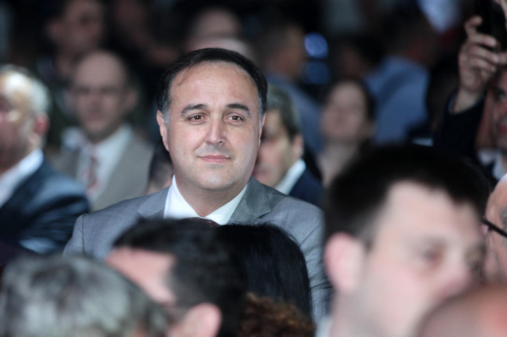 PLJUJTE ME IZMEĐU DVA DŽOINTA, ALI SRBIJA JE ZEMLJA DOMAĆINA KOJI ČUVAJU ŽENE! Oglasio se i Zoran Babić