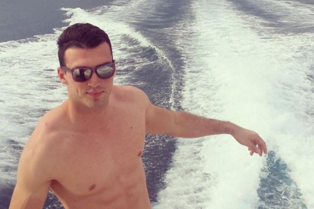 ANASTASIJU NIJE OŽENIO A VEZU SA NOVOM DEVOJKOM DIŽE NA VIŠI NIVO: Đorđe Kuljić razrešio sve oko žene svog života!