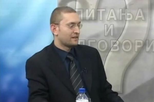 SRPSKI FIRER JE JOŠ GLUPLJI NEGO ŠTO SMO MISLILI: Ovome što je rekao SMEJE SE CEO INTERNET!