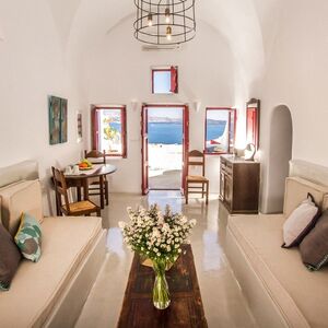 AKO ŽELITE DA VAM NOVAC UĐE U KUĆU, OVO OBAVEZNO URADITE! 5 pravila koja gomilaju pare u 4 zida