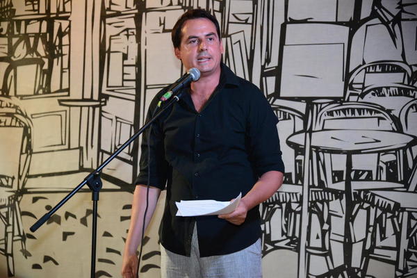 ZORAN KESIĆ: Sada treba da se PRETVARAMO da smo u centru IVANJICE, a ne na dnu Dobračine na DORĆOLU! (FOTO) (VIDEO)