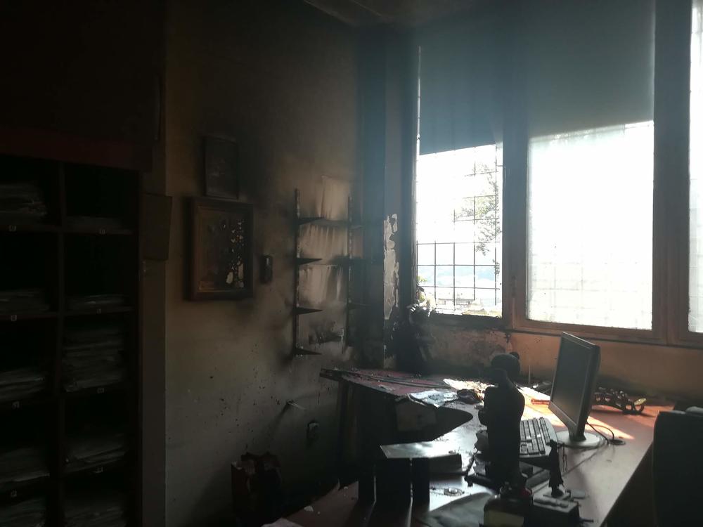 Demolirana kancelarija  