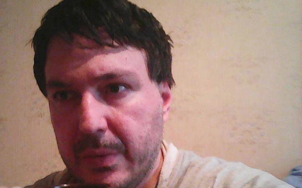 Profesor pretio majci, a pre toga joj slao ljubavne poruke  