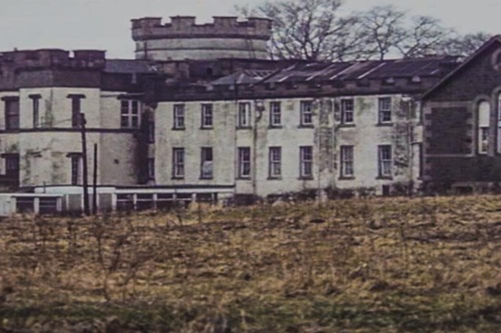 U ovoj sumornoj građevini DECA bez roditelja doživela su NEZAMISLIVE HORORE, i to u ime BOGA! (VIDEO)