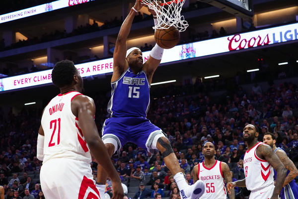 ZA NJEGA VREME NE POSTOJI! Vins Karter će nas zabavljati i 21. sezone! (VIDEO)