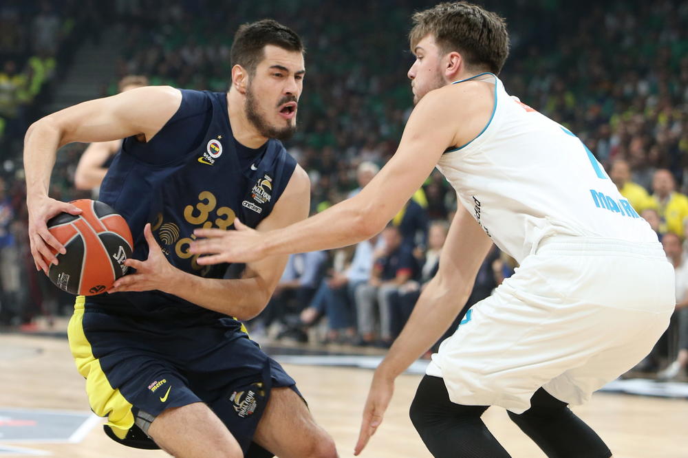 Nikola Kalinić isprozivao košarkaške čelnike zbog velikog problema igrača! (FOTO)
