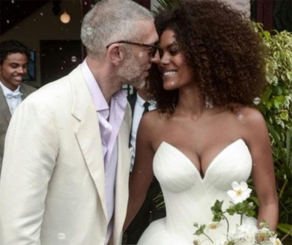 Par se venčao nakon dve godine zabavljanja  