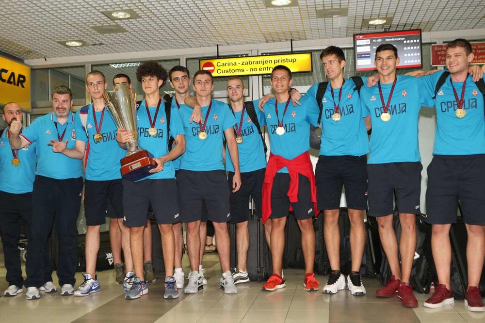 Junak evropskog zlata za Espreso: Navijam za Zvezdu, ali ako Partizan ponudi minute, razmislio bih o tome! (VIDEO)