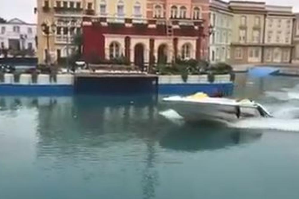 MITROVIĆ ODLUČIO LIČNO DA ISPROBA KAKO JE VOZITI U IMPROVIZOVANOM MORSKOM ZALIVU U ZADRUZI 2: Pogledajte šta radi vlasnik Pinka sa čamcem! (VIDEO)