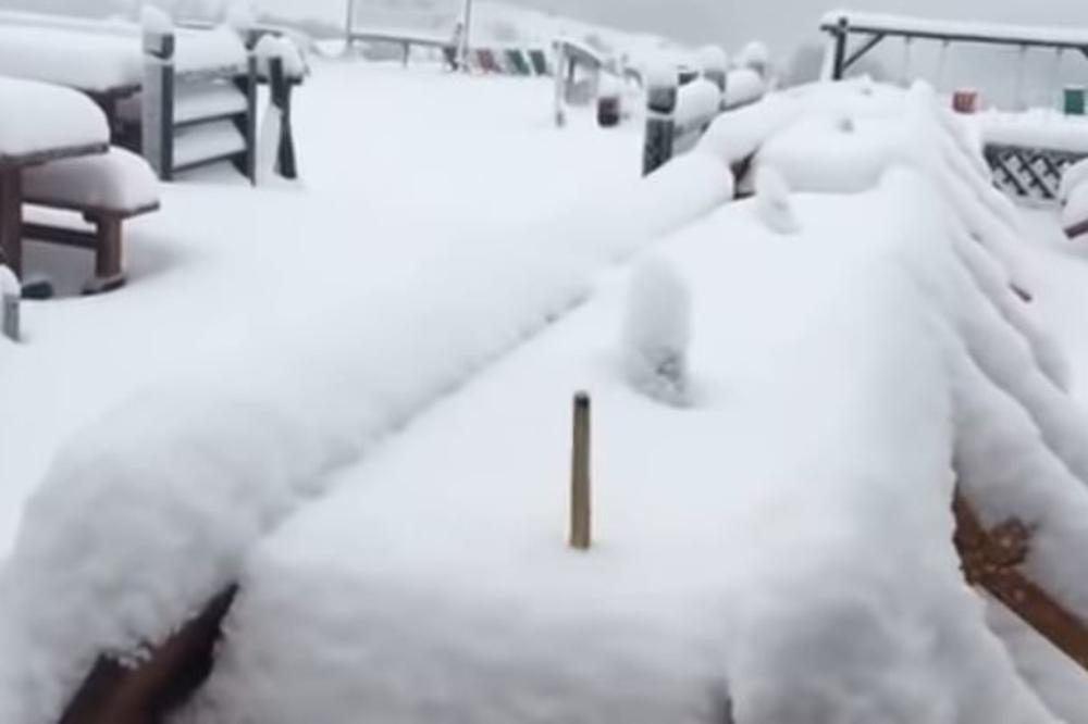 KLIMA POTPUNO POLUDELA: Sneg u avgustu zatrpao planine u Sloveniji i Italiji! (VIDEO)