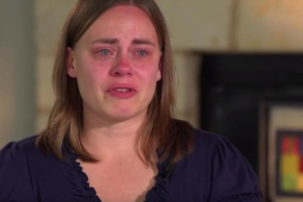 MOJA BEBA SE UGUŠILA U AUTO SEDIŠTU: Majka kojoj se život pretvorio u NOĆNU MORU ima važno upozorenje za sve roditelje!