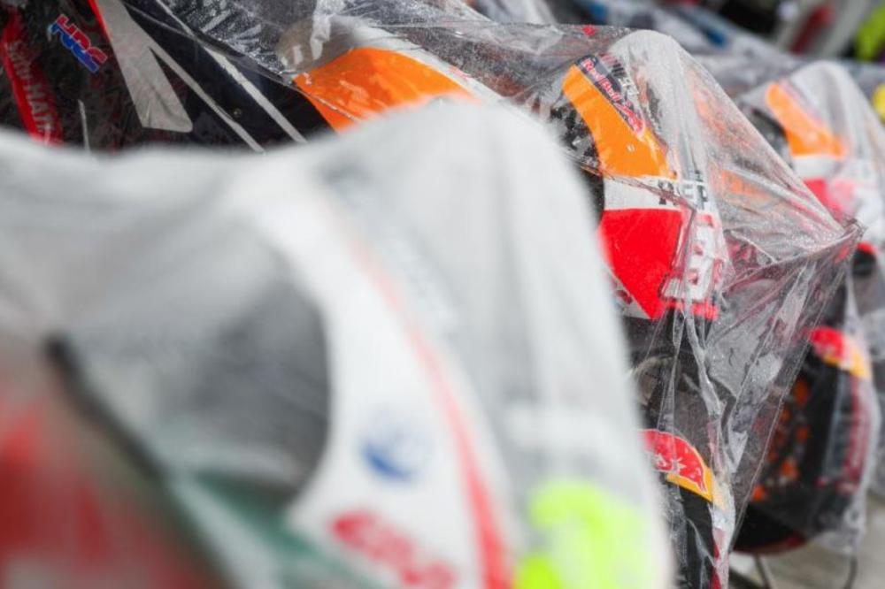 Kiša sprečila trku: Otkazana Velika nagrada Britanije!