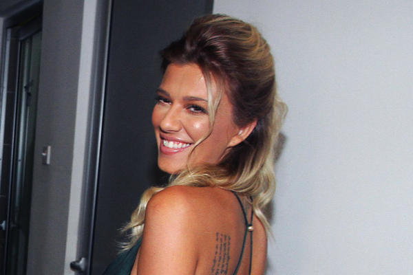 NE PADA MI NA PAMET DA NOSIM GRUDNJAK: Kiju Kockar prozivaju zbog njenih grudi, a pobednica Zadruge im je u svom stilu zapušila usta!