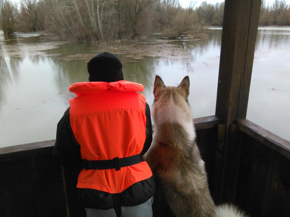 Jovan Bjelanović (37) iz Kaća i pas  