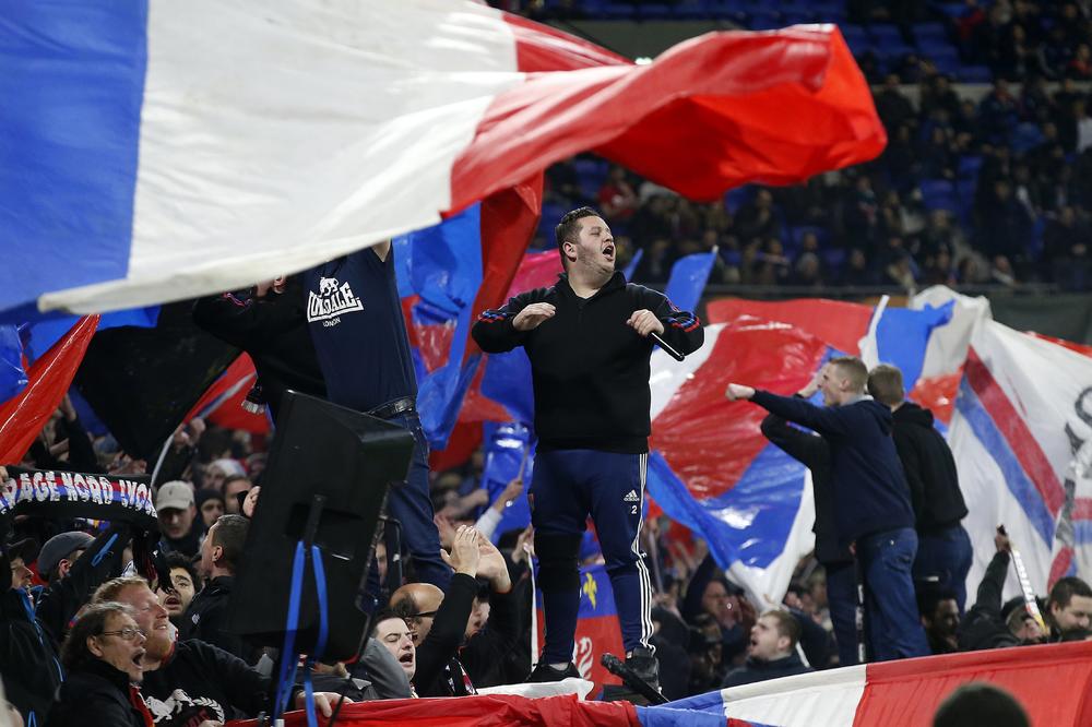 Nije samo Zvezda na tapetu: UEFA zabranila publiku u Lionu!