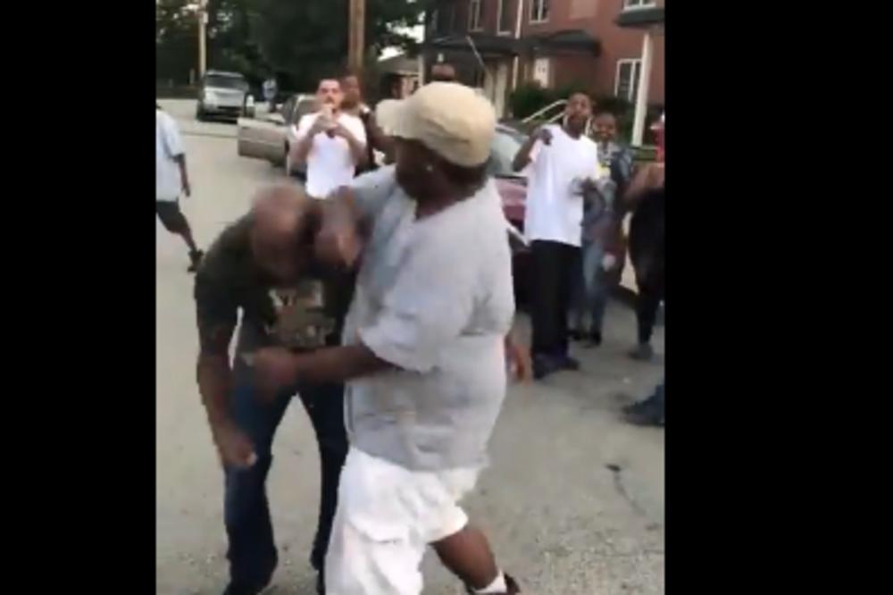 MIŠIĆAVKO JE NAPAO DEBELJKA: Dovoljan je bio samo jedan METEOR IZ LAKTA! (VIDEO)