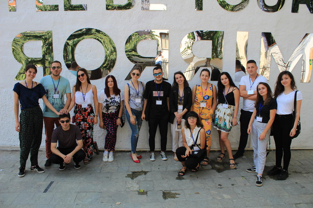 HRVAT, CRNOGORKA, SRBIN I ALBANKA PROTIV PREDRASUDA: Mladima iz regiona postavili smo ista pitanja o suživotu