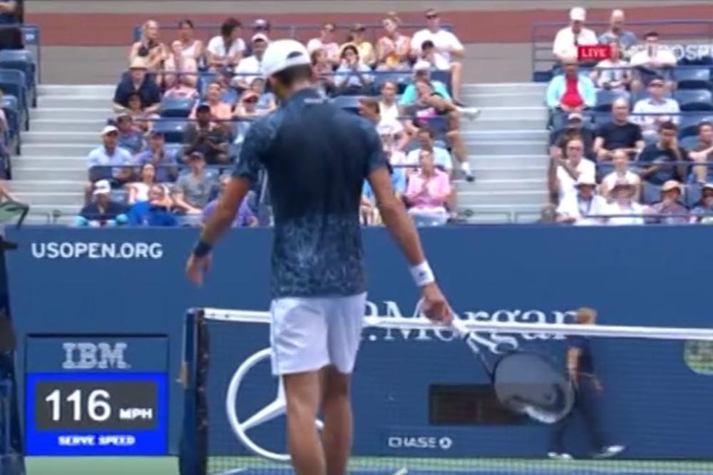 Nole je po ko zna koji put izgubio strpljenje! Opet je stradao reket!