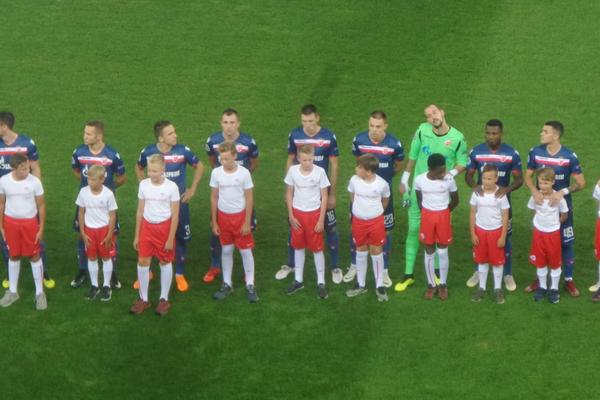 Taman što je Milojeviću laknulo, sad se pojaviše novi problemi! Dva važna igrače Zvezde se povredila, neizvesni za Napoli?!