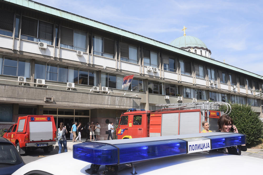 SAMO DVA DANA PRE TRAGIČNE SMRTI DARKA I LAZARA U NARODNOJ BIBLIOTECI, SVI RADNICI PROŠLI PROTIVPOŽARNU OBUKU! Riznica knjiga ostaje zatvorena do kraja istrage (FOTO)