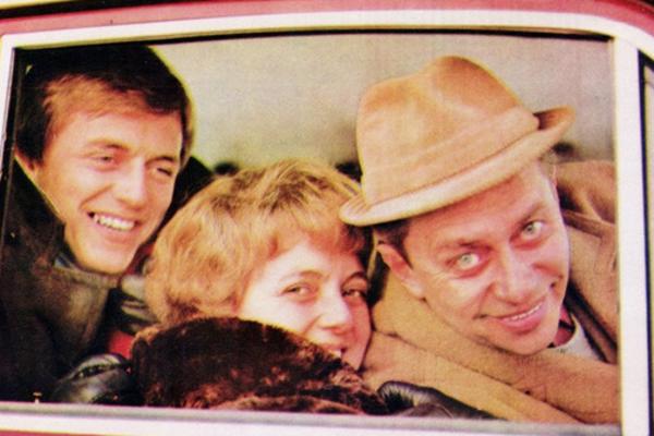 CEO ŽIVOT JE POSVETILA NJEMU IAKO SU ŽIVELI U JEDNOJ SOBI: Čkaljina supruga se za njega UDALA U KECELJI, a njihova ljubavna priča je za nauk svim ženama! (FOTO)