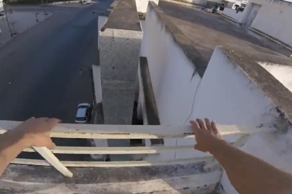 NEMA ŠANSE DA JE OVAJ NORMALAN: Za 2 minuta i 28 sekundi pogledao je smrti u lice najmanje 12 puta! (VIDEO)