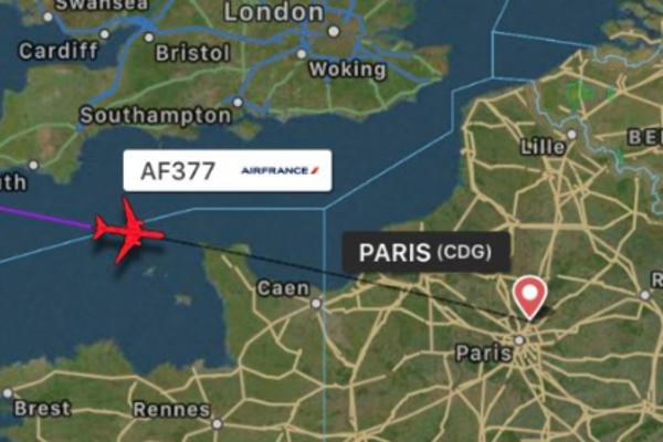 UZBUNA NA NEBU! Nešto strašno se događa AVIONU na letu iz Detroita u Pariz!