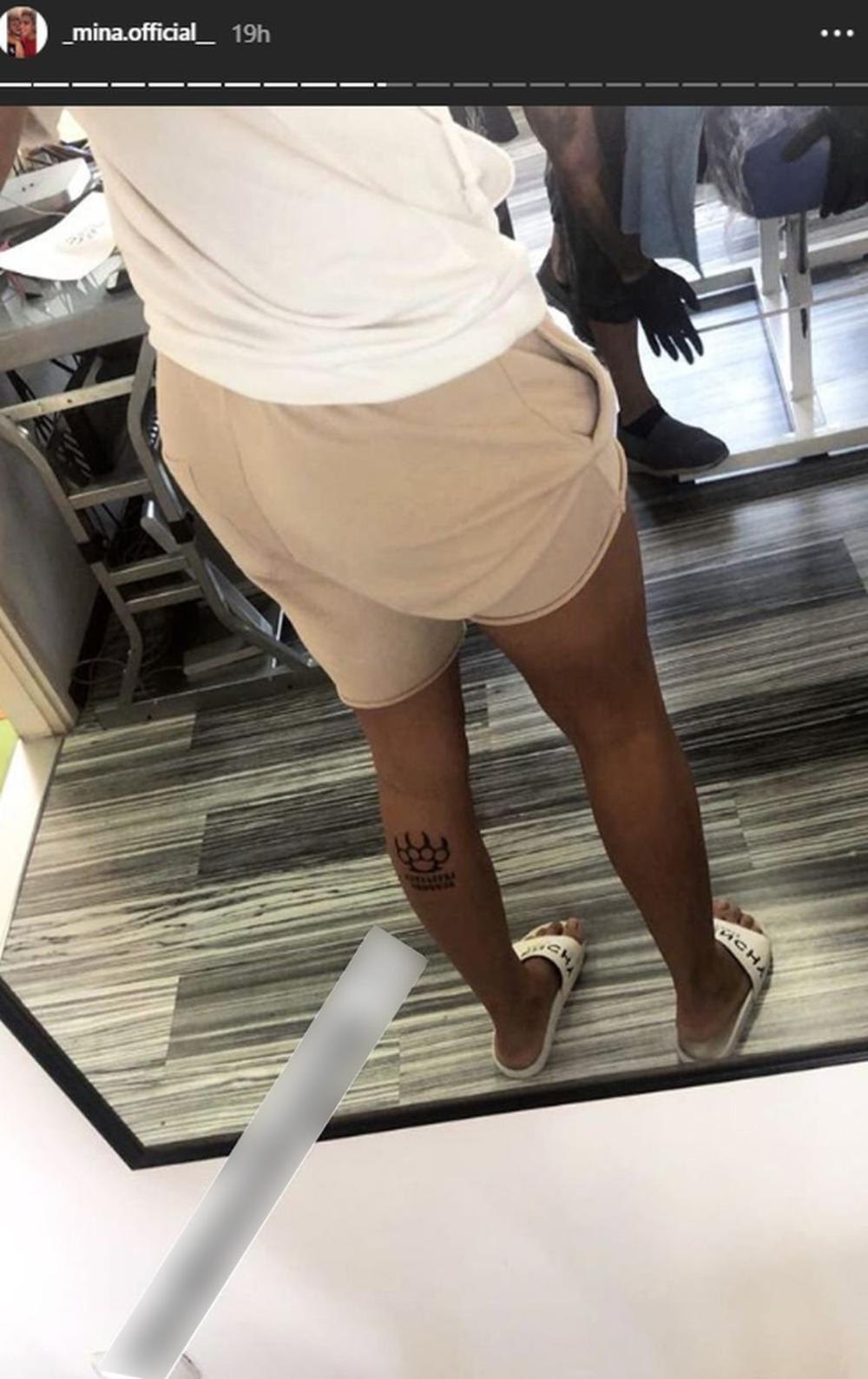 Mina se svojim pratiocima pohvalila da se istetovirala  