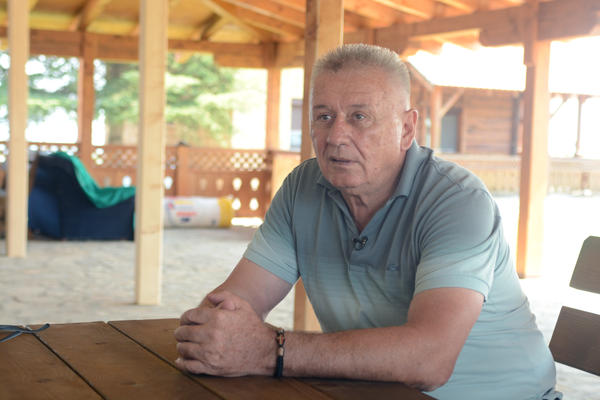 VELJA ILIĆ: Ljudi, mnogo se krade! Imam papire da to i dokažem, ali me niko nikad nije pozvao u tužilaštvo! (VIDEO)