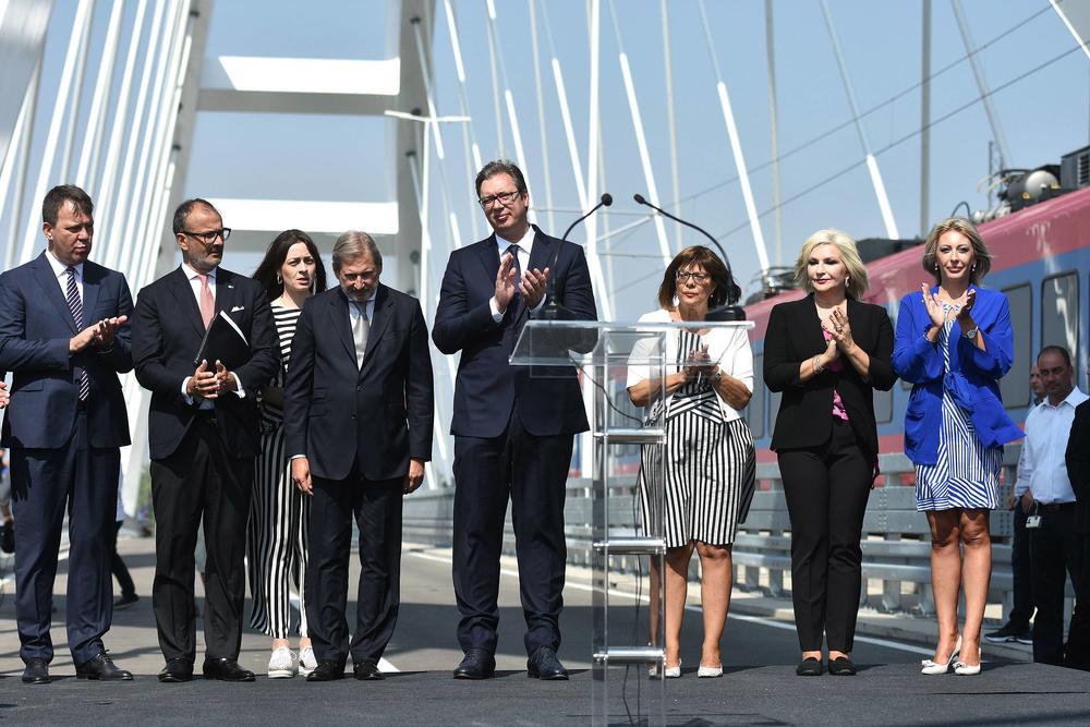 Aleksandar Vučić na otvaranju žeželjevog mosta  