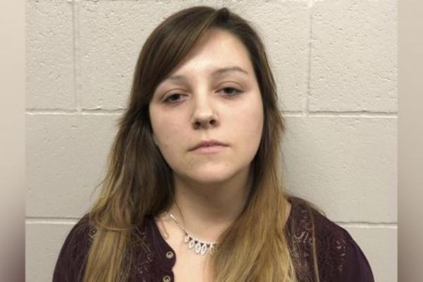 TRAŽILA JE NA INTERNETU KAKO POČINITI SAVRŠENO UBISTVO: Četiri dana kasnije obe njene BEBE su bile MRTVE! (FOTO)