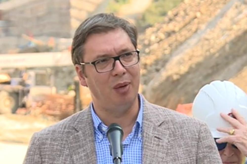 SLOBA JE TO HTEO TOPOVIMA DA RUŠI! NIJE POENTA DA NEKO IZGUBI ŽIVOT: Vučić u Grdelici gde se srušio potporni zid!