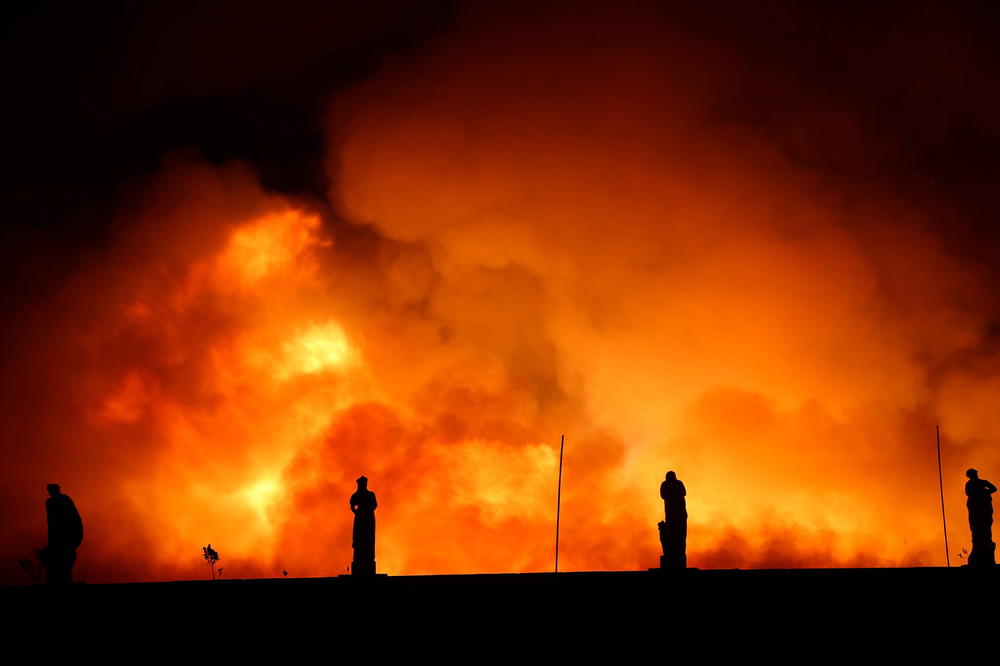 200 GODINA ISTORIJE I ZNANJA JE ZAUVEK IZGUBLJENO! Nacionalna tragedija u BRAZILU, izgoreo jedan od NAJSTARIJIH MUZEJA! (VIDEO)