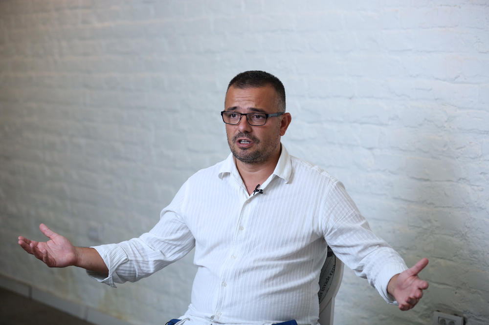 MINISTAR U VLADI ANE BRNABIĆ REKAO DOSTA - POVLAČI SE! Nedimović doneo najtežu odluku u karijeri