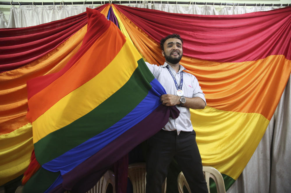 Gay seks u indiji