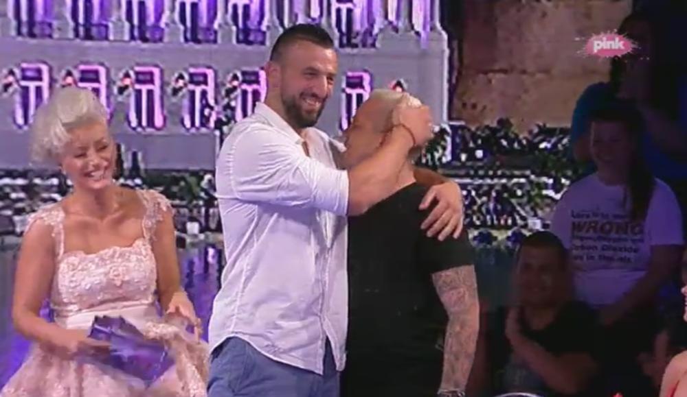 Odmah je počeo haos