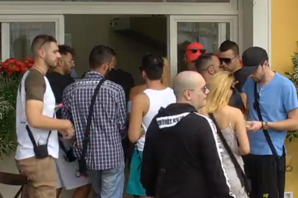 VELIKO RAZOČARANJE! Mislili smo da su bliznakinje TOP RIBE, ali onda je jedna od njih pokazala GUZU!