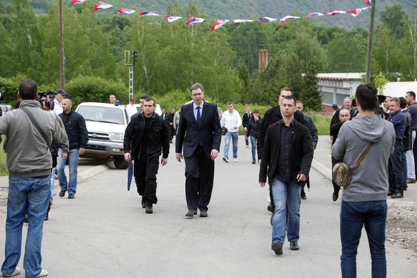 SVE O BIZNIS FORUMU NA KOJEM ĆE UČESTOVATI PREDSEDNIK: Najavljena fabrika u Zvečanu zaposliće više od 100 radnika!