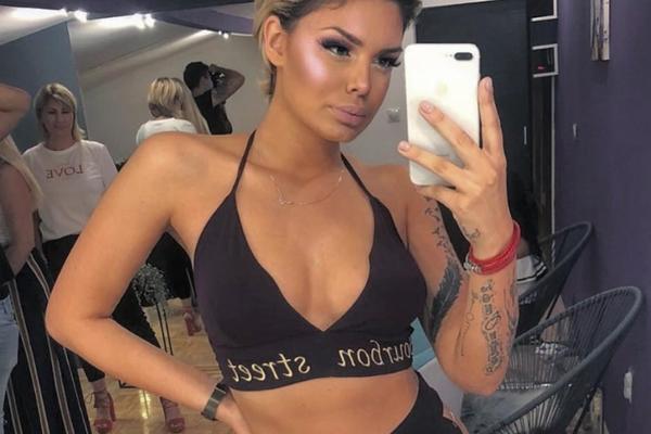 DOBRA JE U KREVETU, DOBRO SE GU*I! Mina otkrila sav prljav veš svoje drugarice