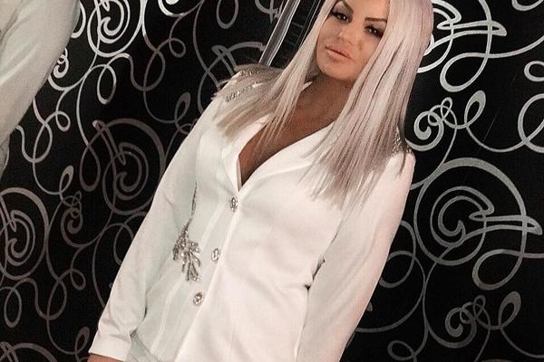 BILA NAVUČENA NA IGLU: Džidža se vratila na ANTISILIKONSKA podešavanja, NESTVARNO je kako sada izgleda! (VIDEO)