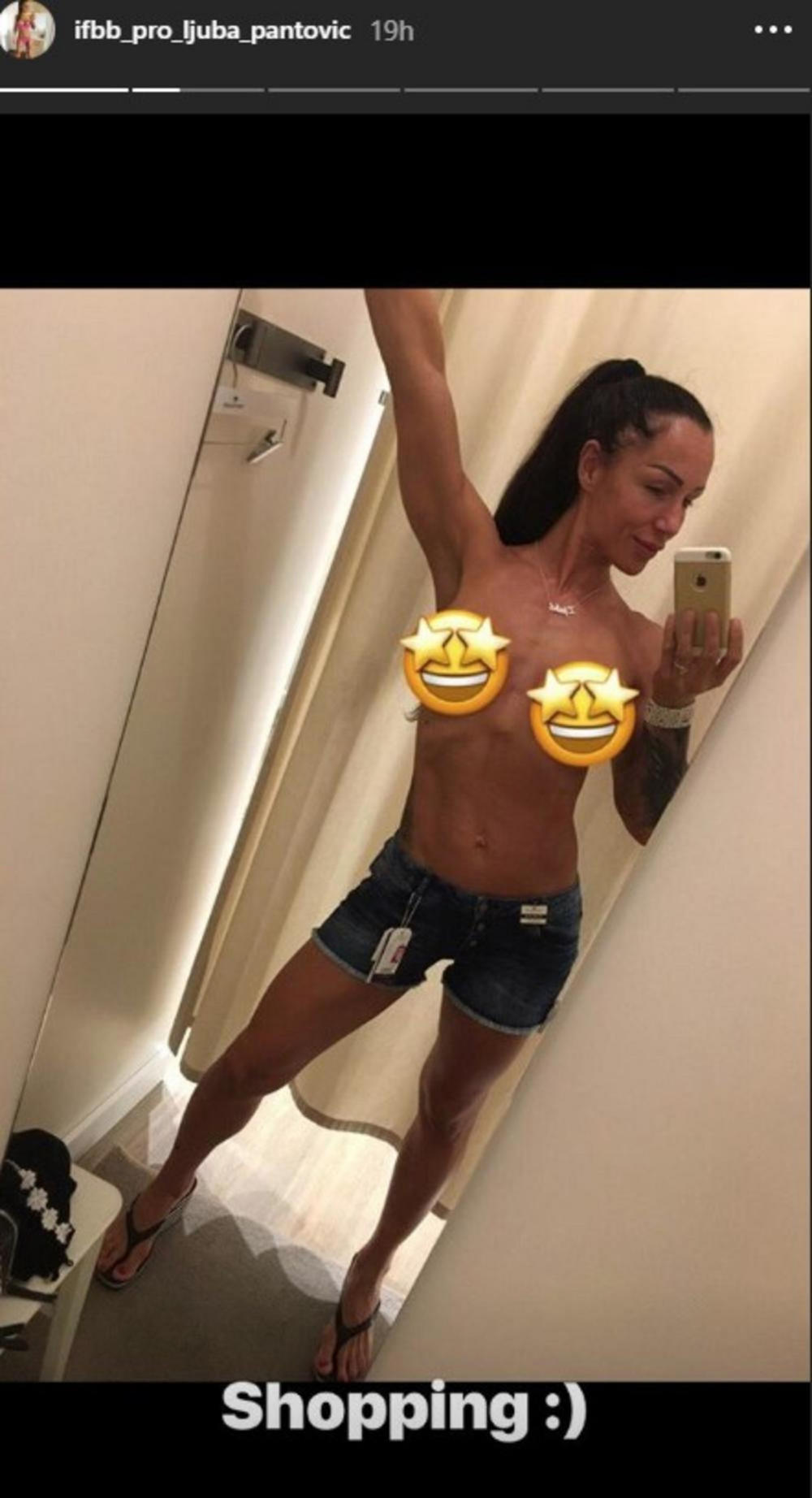 Skinula se do gole kože u tržnom centru  