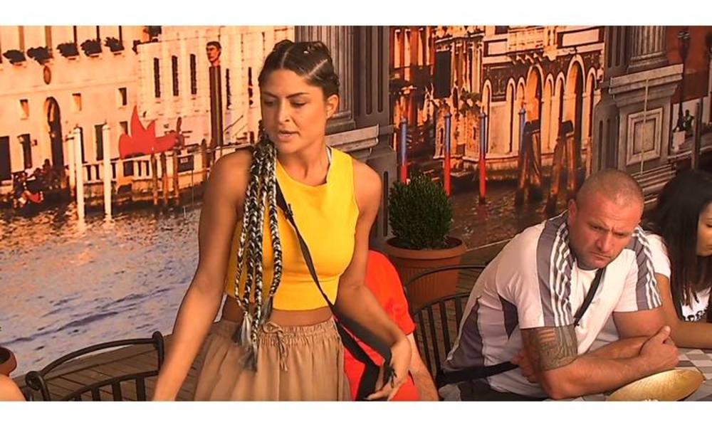 Jelena Ilić je novoizabrana majka Ivanovog deteta  