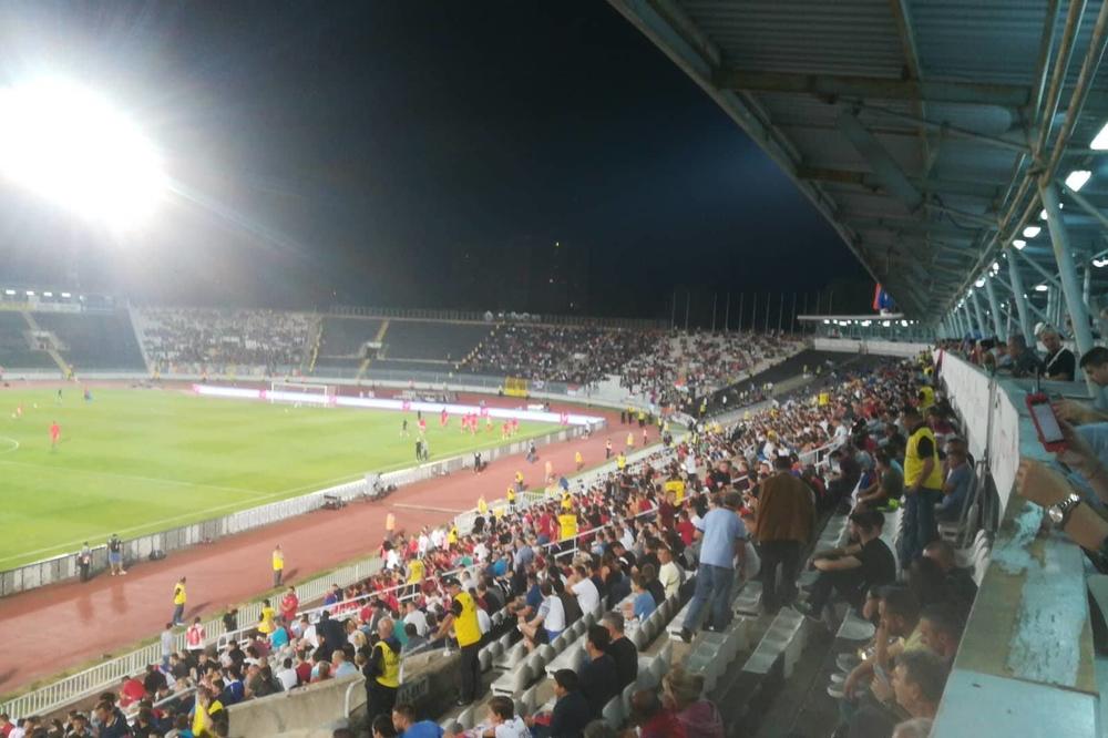 Mnogi ne znaju, ali Rumuni su naša braća! Tokom utakmice u Ligi nacija su to i pokazali!