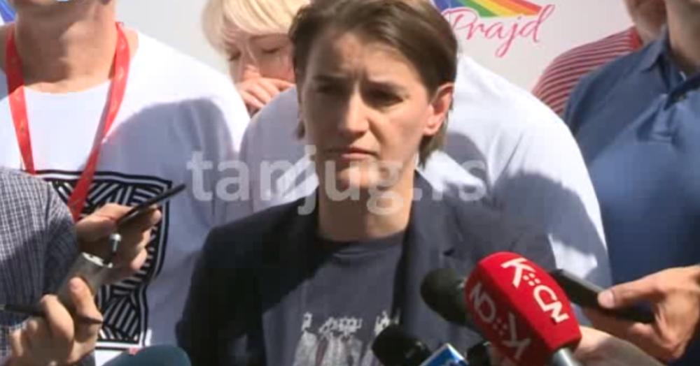 Ana Brnabić na paradi ponosa  