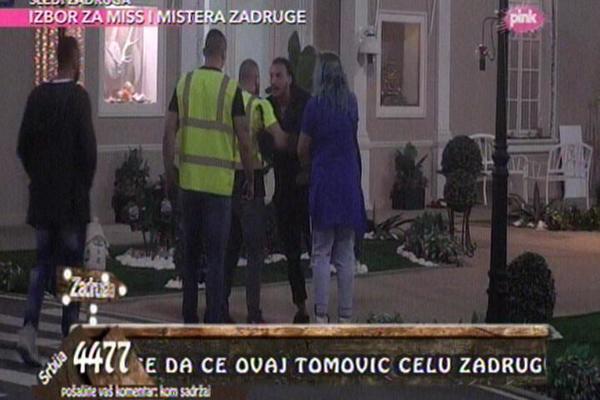 ŽESTOKA FRKA U ZADRUZI, REAGOVALO OBEZBEĐENJE! Fajt fudbalera i MC-ja, pakao nastao kad se umešala ZORICA MARKOVIĆ! (VIDEO)