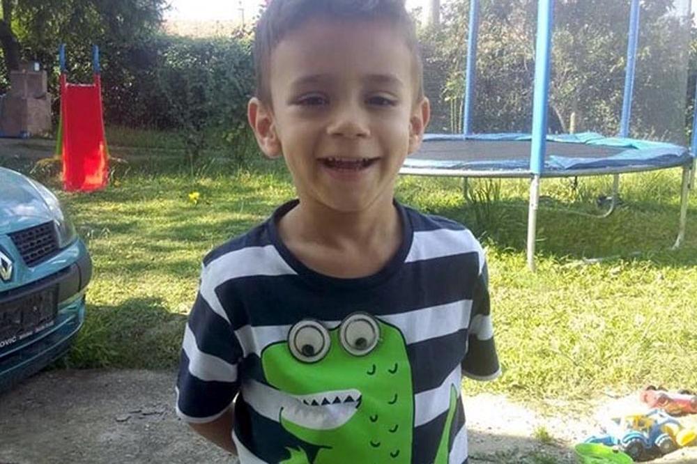 KO JE ANONIMNI HEROJ SRBIJE? Dobročinitelj uplatio 71.000 EVRA za malog Dušana Todorovića!