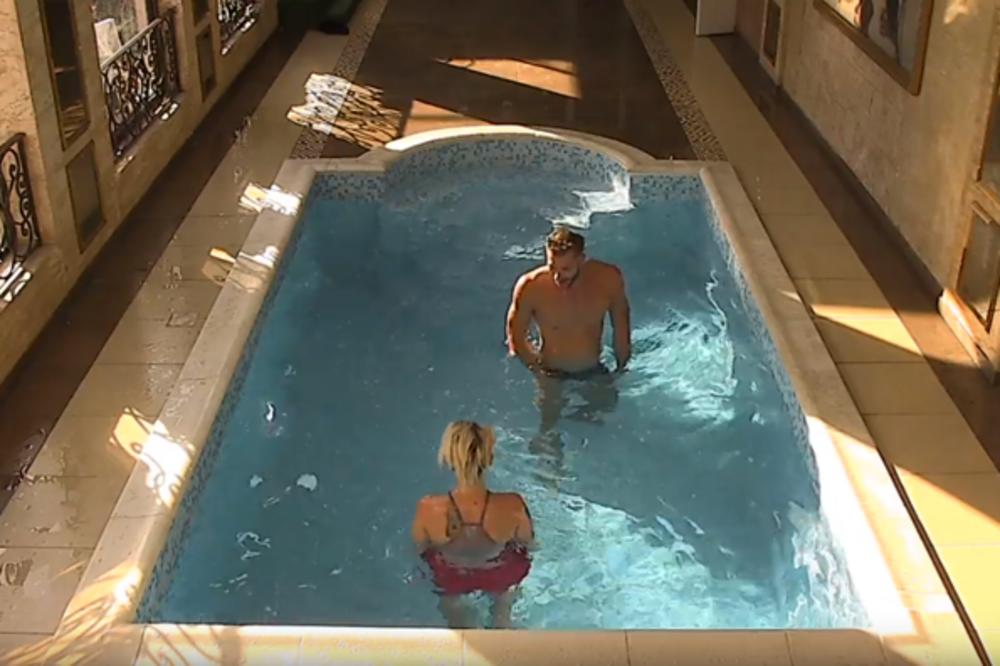 IGOR SE BAŠ ZAIGRAO: Opasno se bacio na Anastasiju! Da li nas očekuju nove scene samo za odrasle?!